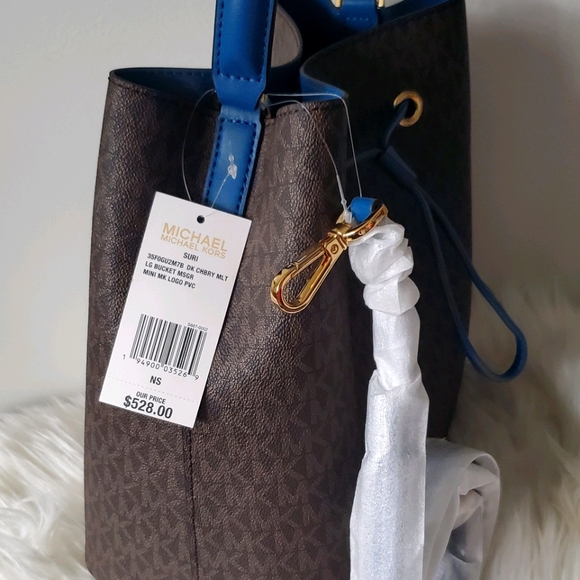 Michael Kors Suri Bucket bag - Picture 2 of 4